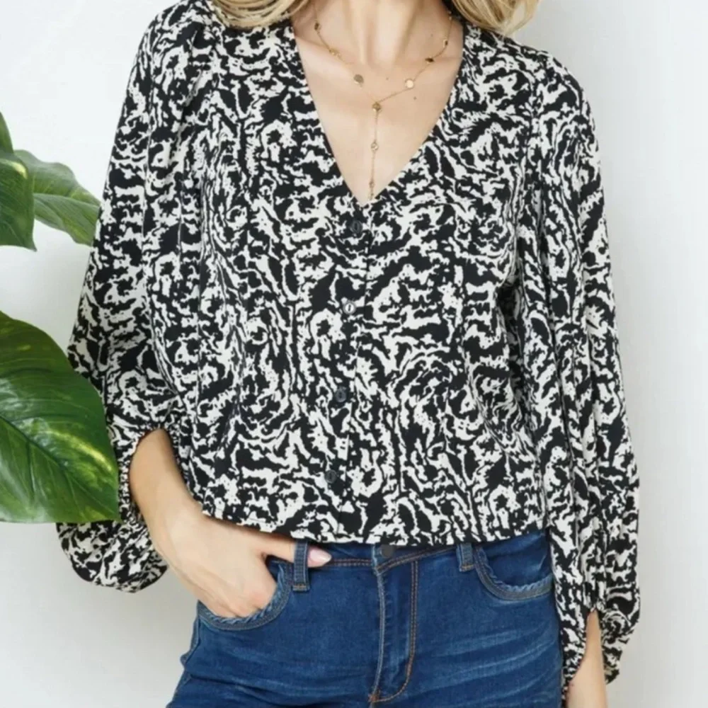 H&M Black & Cream Patterned Blouse Top Nwot Size Large L